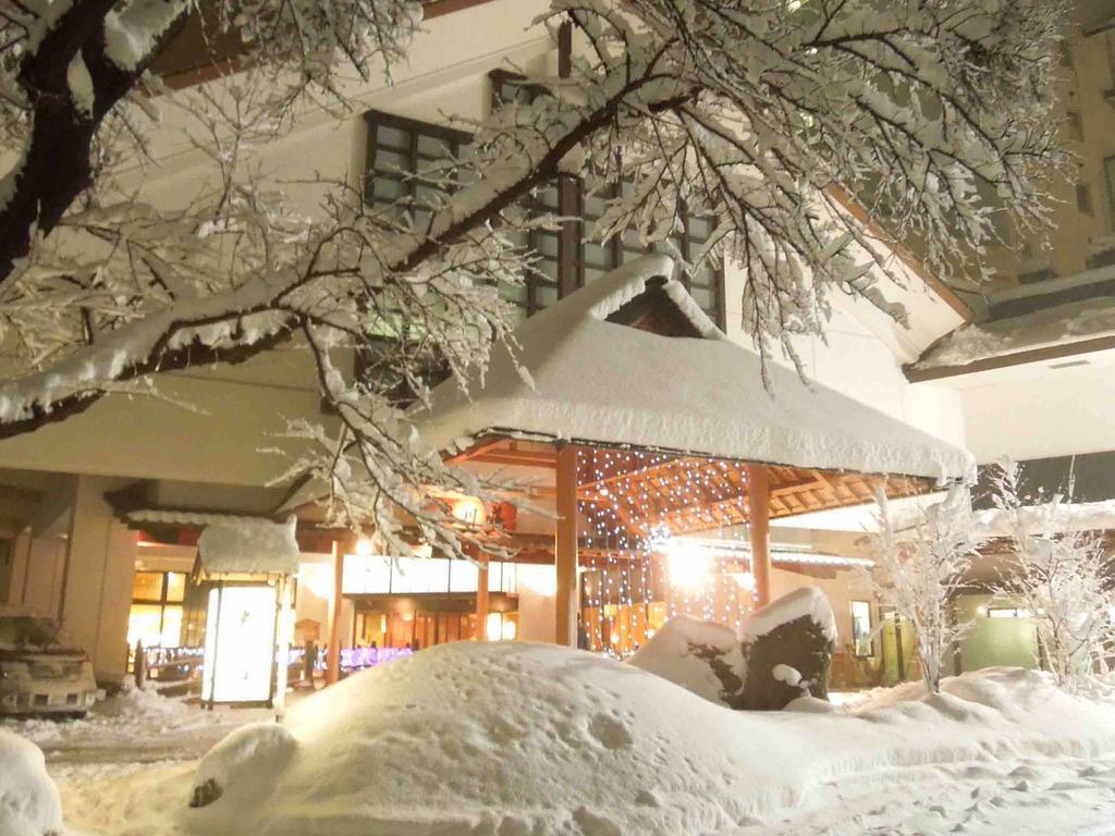 Hotel Ookawaso Aizuwakamatsu Exterior foto